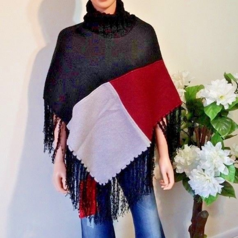 Vince Camuto Black Colorblock Fringe Poncho 1sz